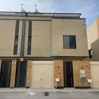 دور أول وملحق للإيجار - حي العارض - مكين 52