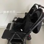 عربة اطفال ثوؤم شبه جديدة