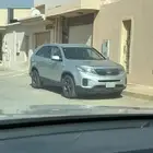 كيا سورنتو فضي 2014