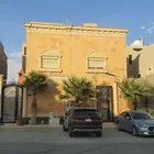 للبيع فيلا مع شقة بالياسمين البناء شخصي