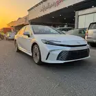 تويوتا كامرى قراندى 2500 cc ابيض موديل 2025