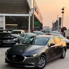 مازدا 3 2023 اللون رمادي