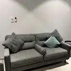 غرفة نوم و طقمين كنب