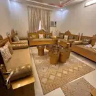 كراسي ذهبي تفصيل مدته 4 سنوات نظيييف جدا .