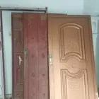ثلاث ابواب حديد للبيع نظيفه