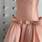 فستان سهرة بالون الخوخي للبيع