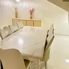 طاوله طعام