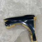 رفرف كامري يمين 2025