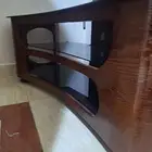 خزانة ملابس ايكيا مع طاولة