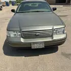 فورد فكتوريا 2004