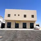 غرف سكنية ومحلات تجارية للايجار