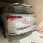 للبيع جيب فورتشنر VX1