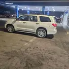 للبيع سكويا 2009لون ابيض بلاتينيوم