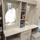 تسريحة كرسيين نظيفة