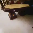 طاولة طعام