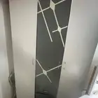 دولاب ملابس عملي جدا لا ياخذ مساحه ونظيف ومتين
