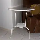 جزامة و طاوله جانبيه من ايكيا نظيفه