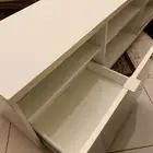 طاولة تلفاز ايكيا