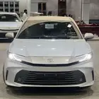 تويوتا كامري E هايبرد 2025