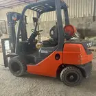 فوركلفت معدات رفع ثقيل 2طن ونص