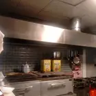 فرن شوي سمك لمطعم بحالة ممتازة بالمدينة وعدد ست انبوبه