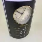 ساعة توقيت مختلفة