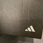 جزمة اديداس