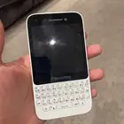 بلاك بيري Q5 نظيف مخزن