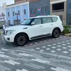 نيسان باترول 2011 لؤلؤي نص فل