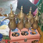 دلال قديمة
