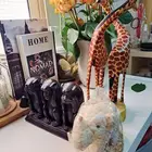 3 تحف مجسمات بسعر مغري جدا