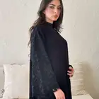يوجد معنا مجموعة من العبايات الجميلة والفخمه