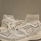 حذاء ماركة adidas بالتعاون مع stellamccatney جديد