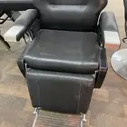 كرسيين حلاقة نظيفة للبيع