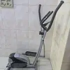 دراجة تمارين رياضية مزودة بشاشه LCD