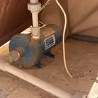 للبيع خزان ودينمو