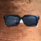 نظارة شمسية جديدة
