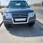 باجيرو 2022 العيسائي فل كامل مخزن شبه الجديد