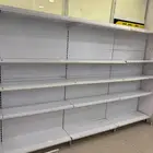 رفوف بقاله مع شبوك