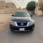 نيسان سياره عائلية