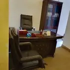 مكتب صغير فاخر للتقبيل