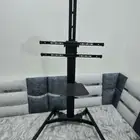 قاعدة شاشة متحركة