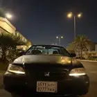 للبيع هوندا اكورد 2002 فل كامل لون اسود