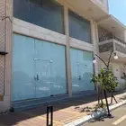 محلات ايجار في فندق امام البحر ومحل صرافه ينبع البحر شرم
