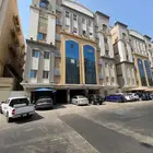 شقة للايجار مكونه من 5 غرف مفروشه بحي المروه