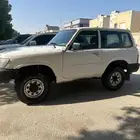 للبيع باترول نيسان ربع مكينه 4200 كلبريتر م 98