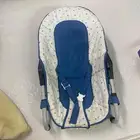 اشياء للبيبي حمالة وكرسي ومشاية