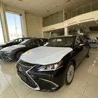 لكزس اي اس 250 AA الموديل 2025 بنزين