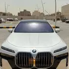 بي ام دبليو الفئة السابعة 2023  740