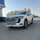 لاندكروزر 2024 عبداللطيف جميل L4